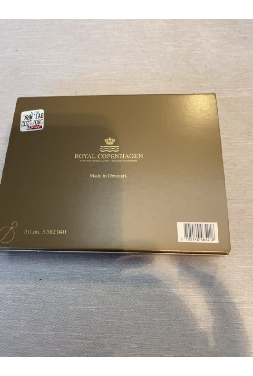 Royal Copenhagen frugt nål